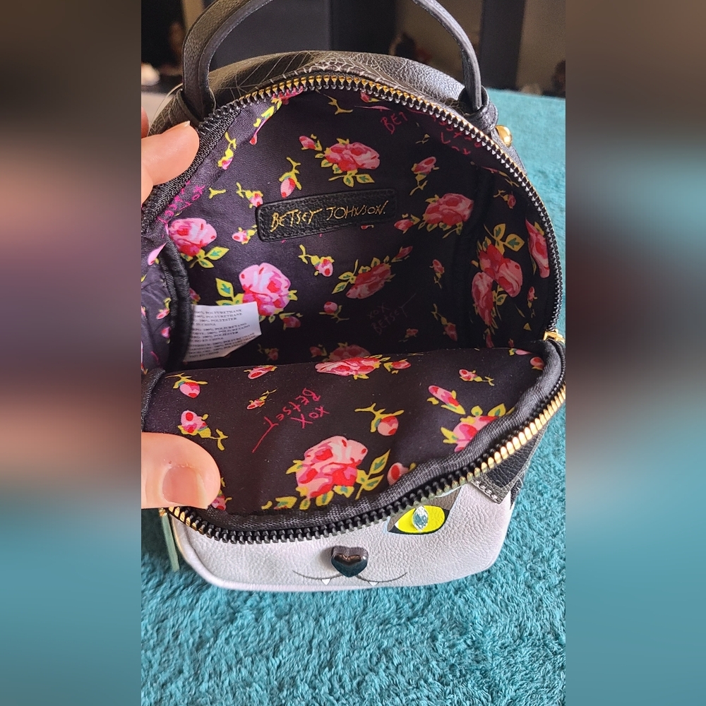 NWT Betsey Johnson Spider Web Cat Backpack - Picture 10 of 14